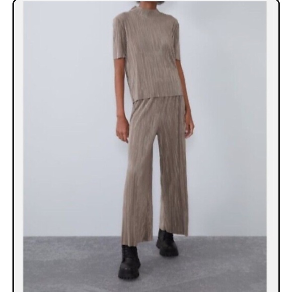 ZARA Pleated Culottes Plisse Wide Leg Pants Elastic Waist Mink Tan - Picture 2 of 7